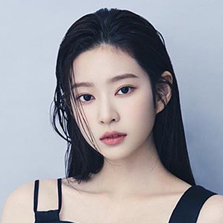 김민주